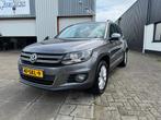Volkswagen Tiguan 1.4 TSI 90KW BMT 2011 Grijs, Auto's, Volkswagen, Voorwielaandrijving, 15 km/l, 74 €/maand, 4 cilinders
