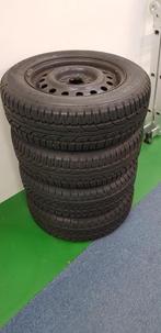 4 nieuwe banden 4-seasons en zomer 195/65 R15 op 4-gats velg, Ophalen, 15 inch, Nieuw, All Season