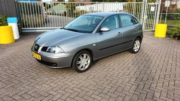 Seat Ibiza 1.4 16V 55KW 2004 Grijs beschikbaar voor biedingen