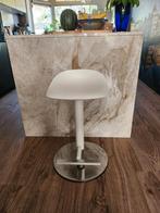 Witte Ikea barkruk Janinge, Huis en Inrichting, Barkrukken, 1 kruk, Ophalen, Gebruikt, Met voetsteun