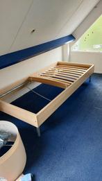 ikea bed (berkenfineer)met lattenbodem, Huis en Inrichting, Slaapkamer | Bedden, Ophalen, 90 cm, Eenpersoons, Wit