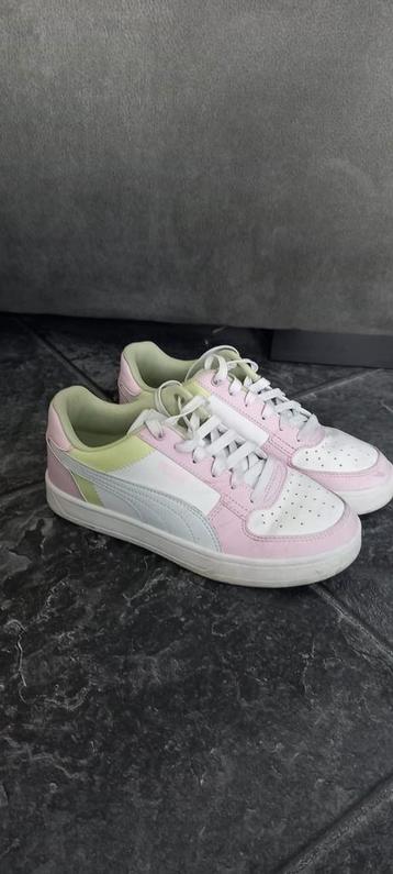 2 paar schoenen beschikbaar voor biedingen