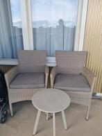 2 tuinstoelen en tafeltje, Ophalen of Verzenden, Zo goed als nieuw
