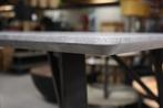 Hippe grijze bartafel metaal grijs betonlook industrieel, Metaal, Zo goed als nieuw, Ophalen