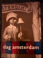 Dag Amsterdam, fotoboek catalogus stedelijk museum 1961, Boeken, Ophalen of Verzenden, Zo goed als nieuw
