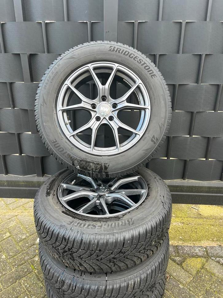 Mazda CX-5 Winterbanden ( 7mm) met Velgen  tpms- 17 inch 7, Auto-onderdelen, Banden en Velgen, Banden en Velgen, Winterbanden