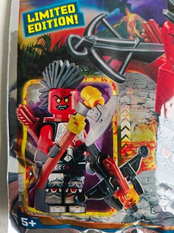 LEGO Lava fighter foil pack (SEALED) beschikbaar voor biedingen