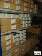 0091. Schakelmateriaal / schakelaar combinatie / Niko / Popp, Hobby en Vrije tijd, Elektronica-componenten, Ophalen, Nieuw