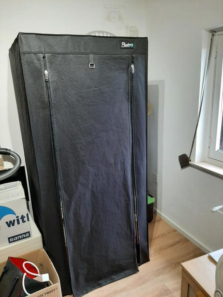 Kweektent- box, Tuin en Terras, Kweekspullen, Zo goed als nieuw, Kweektent, Ophalen