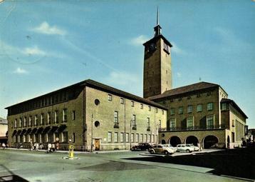 Enschede, Stadhuis - 1966 gelopen