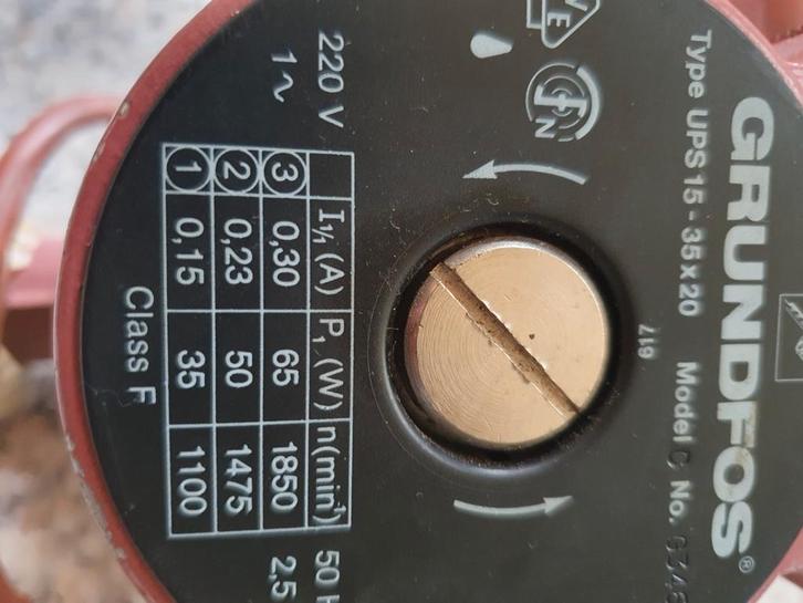 Grundfos UPS 15-35x20 CV Pomp - Getest & Werkend, Doe-het-zelf en Verbouw, Verwarming en Radiatoren, Ophalen of Verzenden