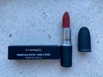 MAC lippenstift Devoted To Chili, Make-up, Ophalen of Verzenden, Zo goed als nieuw, Lippen