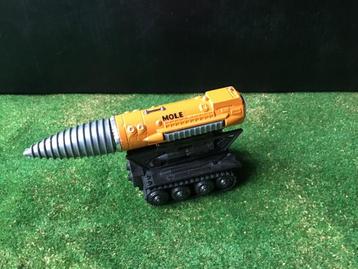 The mole, Thunderbirds beschikbaar voor biedingen