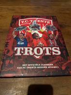 FC Twente Jaarboek 2010-2011 - Trots!, Boeken, Sportboeken, Ophalen of Verzenden, Gelezen, Balsport