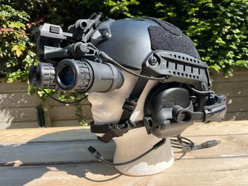 Airsoft helm beschikbaar voor biedingen