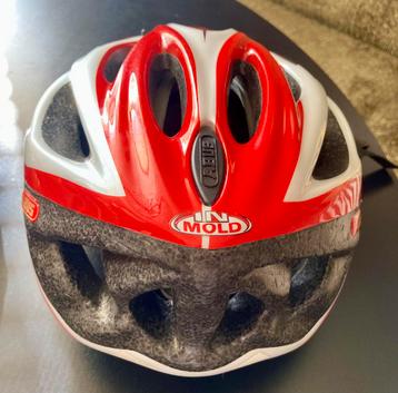 Abus fietshelm s/m ongebruikt beschikbaar voor biedingen