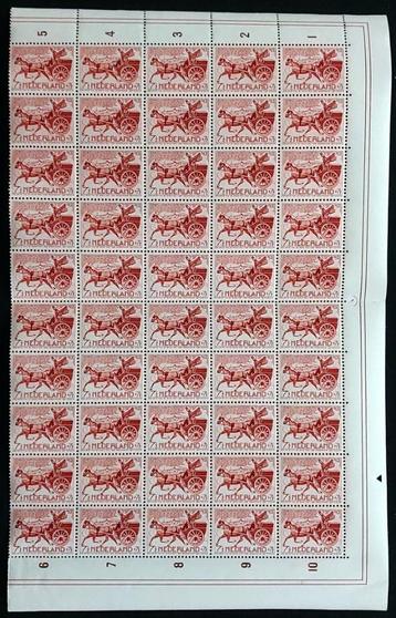 Nederland 1953 Kinderzegel 7+3ct rood – half vel (50 stuks) beschikbaar voor biedingen