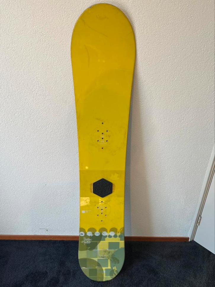 Burton feather 143 snowboard, Sport en Fitness, Snowboarden, Zo goed als nieuw, Board, Ophalen
