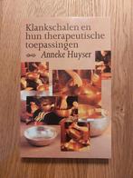 A. Huyser - Klankschalen en hun therapeutische toepassingen, Boeken, Overige typen, Ophalen of Verzenden, Zo goed als nieuw, A. Huyser
