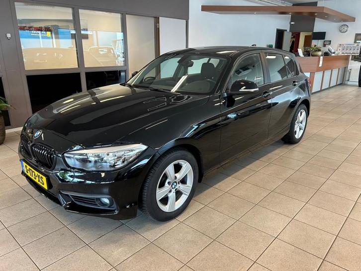 Bmw 1-SERIE 116I CENT EXE, Auto's, BMW, 1-Serie, ABS, Airbags, Bluetooth, Boordcomputer, Centrale vergrendeling, Climate control
