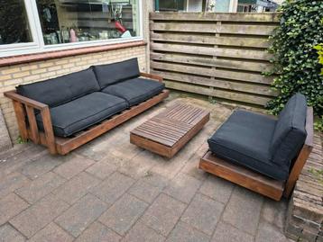 Heerlijke loungeset incl. kussens beschikbaar voor biedingen