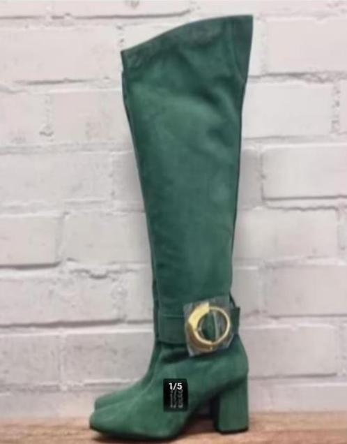 Pinko - Prachtige suedeleren laarzen maat 37 - Nieuw €445, Kleding | Dames, Schoenen, Nieuw, Hoge laarzen, Groen, Ophalen of Verzenden