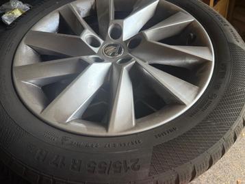  Skoda winterbandenset op originele velgen – 215/55 R17  beschikbaar voor biedingen