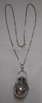Zilveren vintage ketting met parfum fles hanger nr.1162, Met hanger, Verzenden, Zo goed als nieuw, Zilver