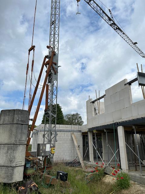 Bouwkraan Benazzato 191 uit 1995, Zakelijke goederen, Machines en Bouw | Kranen en Graafmachines, Kraan, Ophalen