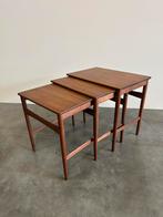 Vintage deens bijzettafeltjes teak jans j wegner, Ophalen of Verzenden, Rechthoekig, Hout, Minder dan 55 cm