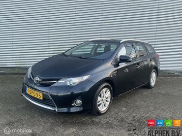 Toyota Auris 1.8 Hybrid Dynamic - 1e eigenaar - Nap - beschikbaar voor biedingen