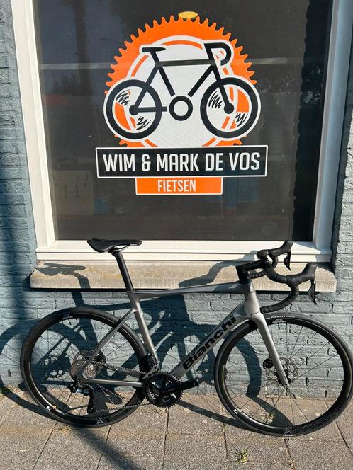 Bianchi Specialissima Comp 105 Di2, Fietsen en Brommers, Fietsen | Racefietsen, Zo goed als nieuw, Overige merken, Meer dan 20 versnellingen