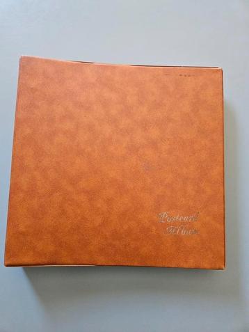 2 mooie grote albums voor ansichtkaarten beschikbaar voor biedingen