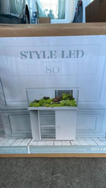 Style led atlantis aquarium 80 cm 112 L beschikbaar voor biedingen