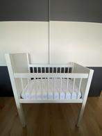 Wiegje met matras, aerosleep en lakens, Kinderen en Baby's, Babywiegjes en Ledikanten, Ophalen, Zo goed als nieuw, Wieg