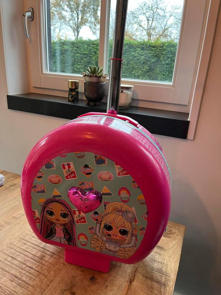 LOL Surprise Koffer - Roze, Kinderen en Baby's, Speelgoed | Poppen, Gebruikt, Babypop, Ophalen