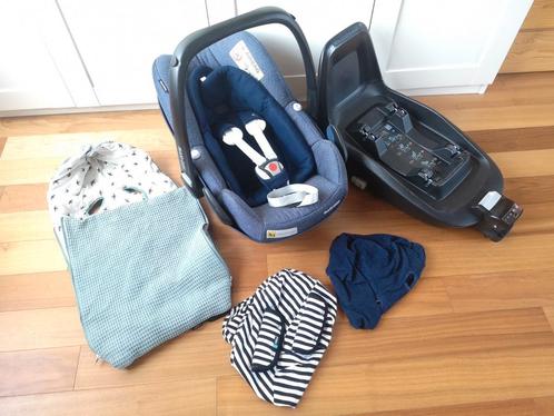 Maxi-Cosi Pebble plus, 2wayFix base, ukje voetenzak, hoezen, Kinderen en Baby's, Autostoeltjes, Gebruikt, Maxi-Cosi, 0 t/m 13 kg