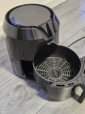 Tefal airfryer EY4018 beschikbaar voor biedingen