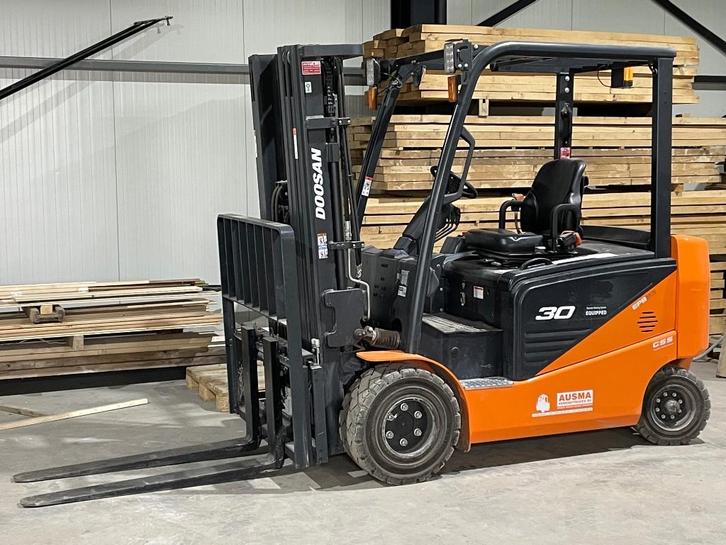 Heftruck Doosan B30NS, Zakelijke goederen, Machines en Bouw | Heftrucks en Intern transport, Heftruck, Elektrisch, 2000 tot 3000 kg