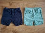 2 korte broeken - shorts Esprit maat 104, Broek, Ophalen of Verzenden, Zo goed als nieuw, Esprit