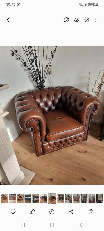 Drie-, twee- en eenzitsbank te koop Chesterfield.  beschikbaar voor biedingen