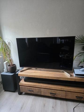 Defecte Sony 49 inch tv (nog wel te repareren!) beschikbaar voor biedingen