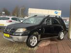 Mitsubishi Outlander 2.0 Sport 4WD - Clima - Trekhaak - 2004, Auto's, Mitsubishi, Zwart, 4 cilinders, Zwart, Bedrijf