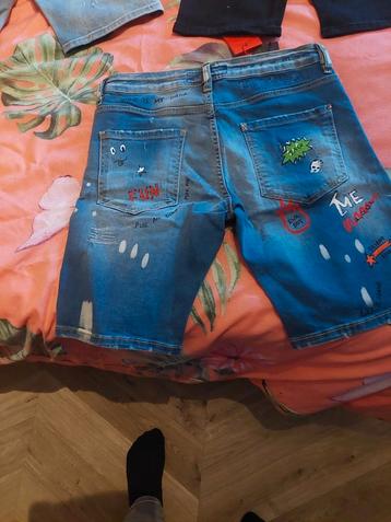 Leuke stoere korte spijkerbroeken 250 stuks. beschikbaar voor biedingen