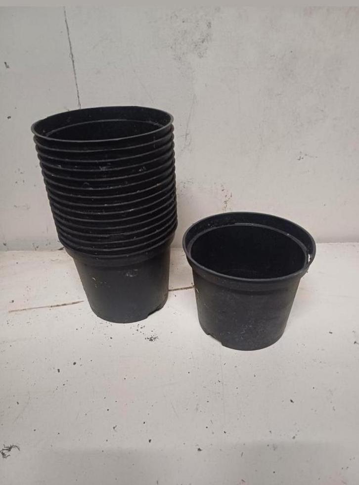 Kweekpotten 1,5 liter, Tuin en Terras, Bloempotten, Gebruikt, Kunststof, Minder dan 40 cm, Minder dan 25 cm, Rond, Ophalen of Verzenden