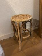 Moet nu weg! - Rotan krukje, Ophalen, Zo goed als nieuw, Hout