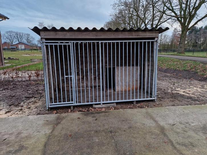 Hondehok, Dieren en Toebehoren, Hondenbenches, Gebruikt, Ophalen of Verzenden