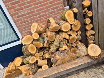 Eiken hout plm 0,7 m2 beschikbaar voor biedingen