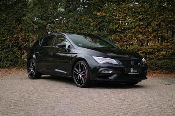 Seat Leon Cupra 2.0 TSI 300 PK | DSG | CARBON | LED / VOL! beschikbaar voor biedingen