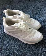 witte sneakers maat 38, Primark, Ophalen of Verzenden, Wit, Zo goed als nieuw